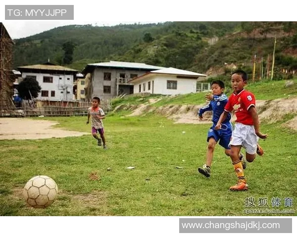 少年意外获得随意变身足球明星能力引发球场奇迹传说 少年意外获得随意变身足球明星能力引发球场奇迹传说